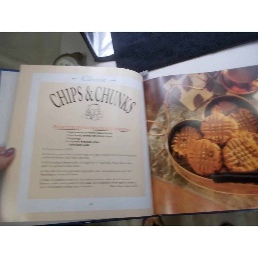 Grandma's Old-Fashioned Cookies All Time Family Favorites Hardcover Cookbook